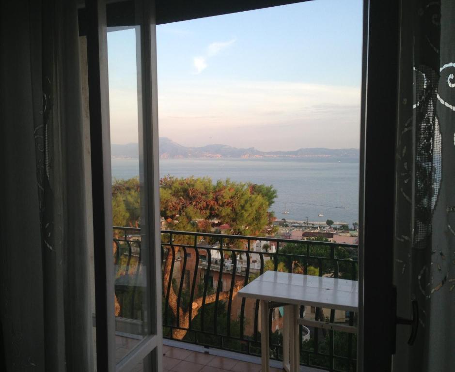 Casa Argentino Bed & Breakfast Napoli Ruang foto